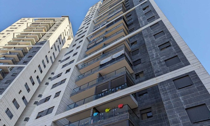 Kiryat Gat Condo | Amazing tower apartment at Karmei Gat