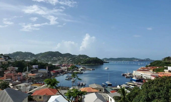 St. George's House | Amazing view of St. Georges inner harbour