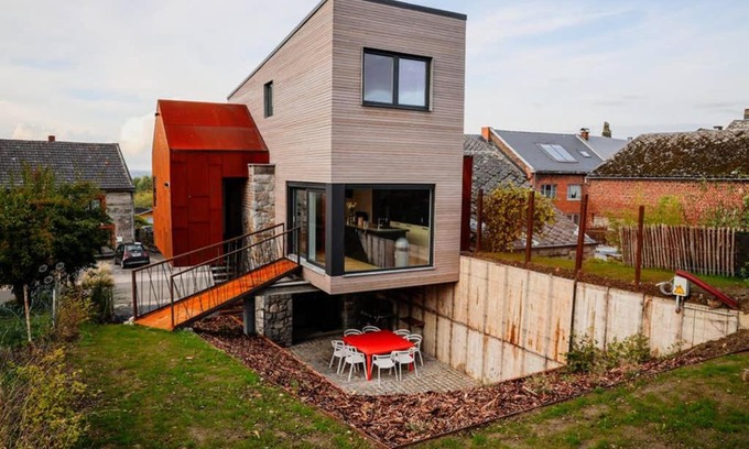 Marche-en-Famenne House | Amazon Corten