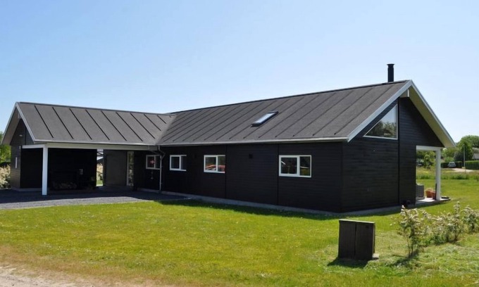 Skovmose House | "Amdi" - 700m from the sea by Interhome