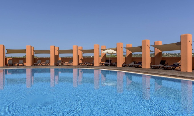 Monte Raposo Resort | Amendoeira Golf Resort - Apartments and villas