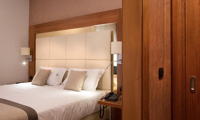 Pozzuoli Hotel | American Hotel