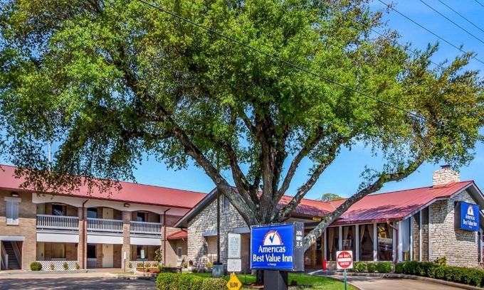 Columbus Hotel | Americas Best Value Inn Columbus