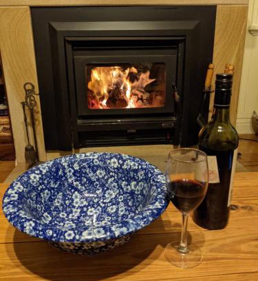 Stanthorpe House | Amiens Cottage. Queenslander, charming, central.