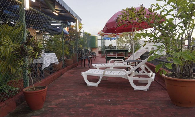 Cienfuegos House | Amigos de Barcelo