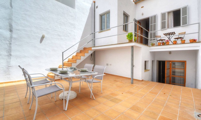 El Arenal House | Amilcar House within 180 meters from the beach of Playa de Palma