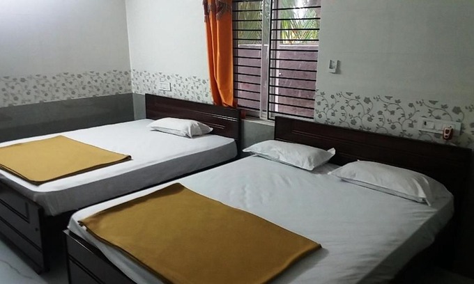 Sriperumbudur Hotel | Amirtha Residency