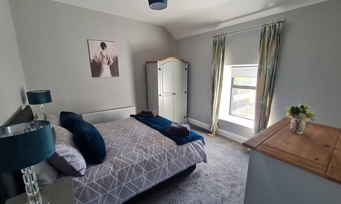 Stranorlar House | Amy's Place Charming 3 Bed House Donegal, Sleeps 5