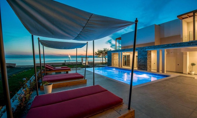 Paradhisos Hotel | Amyntas Seafront Hotel