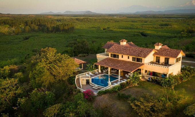 Boca Chica Villa | An all inclusive remote villa near Playa Hermosa