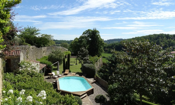 Domme House | An amazing original property, perched on the medieval remparts of Domme