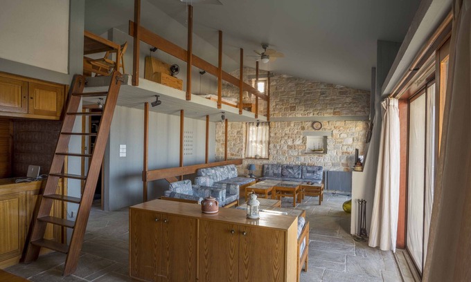 Anavyssos Villa | An architect's masonry house,Anavyssos, Attica, with view to Aghios Nikolaos be