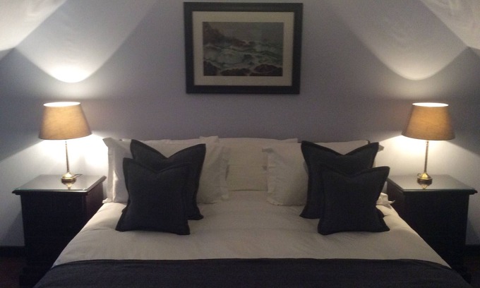 Colbost House | An Cealla-A newly renovated luxury cottage sleeps 2-4 with sauna in Glendale