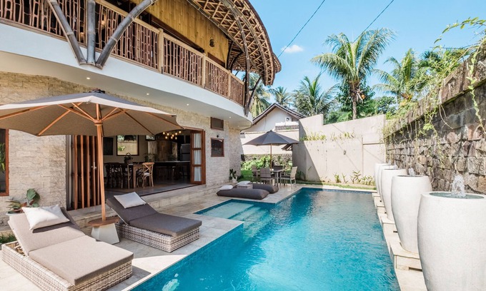 Melayang Villa | An eco-friendly villa with a tropical ambiance for relaxation and tranquility.