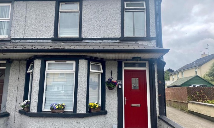 Bellaghy House | An Lar
