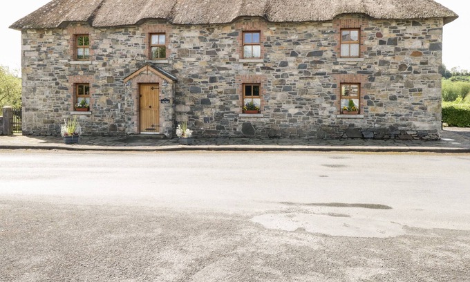 Drumaveil North Cottage | AN MAIDE BÁN, family friendly in Cootehill, County Cavan