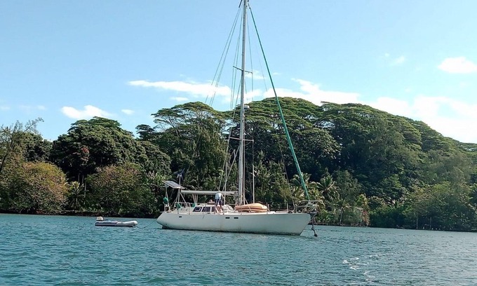Taravao Boat Rental | An unusual night on a sailboat
