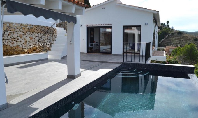 Els Poblets Ski Chalet | Ana LOCDENIA