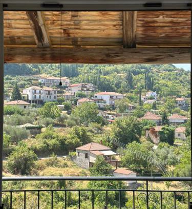 Gefira Mpania House | Analipsi Village House