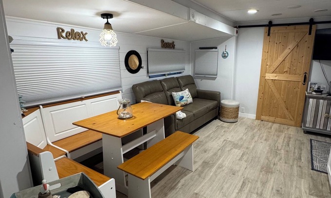 Key Largo RV Rental | Anchor by the SeanBeautiful renovated camper with a fresh coastal design