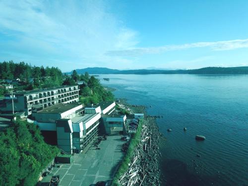 Campbell River Hotel | Anchor Inn and Suites