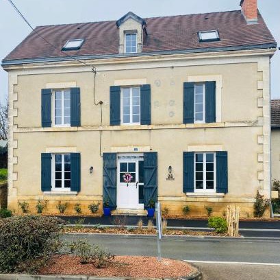 Saint-Martial-d'Albarede Bed & Breakfast | Ancien Relais de Poste The Old Post Office