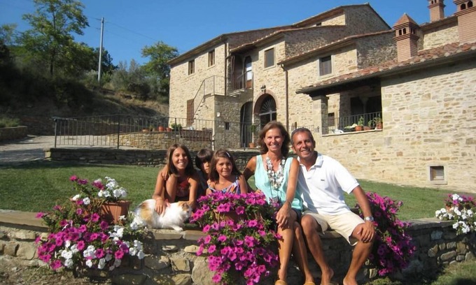 Capolona Villa | ancient tuscany House with character with garden and swimming pool