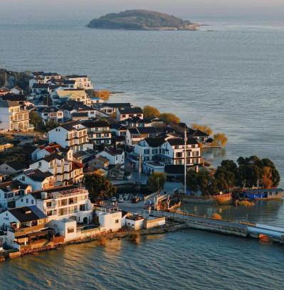 Wuzhong House | And stop at Taihu Lake Scenic Area