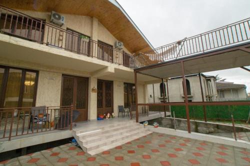 Tsqaltubo House | Andro House