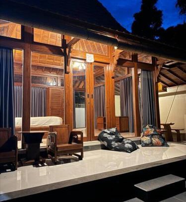 Pemaron Villa | Anggika Joglo Villa