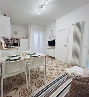 Fogliano Marina Apartment | Angiolieri Flexrent - Immobiliare Abissinia