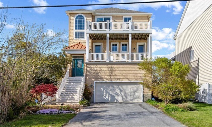 West Ocean City House | Angler's Dream-LUXURY WATER VIEW BEACH HOUSE near Inlet and Sunset Marina