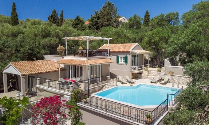 Koutsi Villa | Angouleta Villa - Enjoy sunsets in an unobstructed scenery.