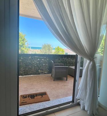 Marebello Apartment | - AnnaMaria - intero appartamento vistamare -