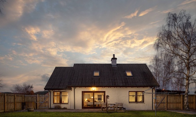 Boat of Garten House | Anne's Place - Relax and recharge - Perfect base to explore the Cairngorms from!