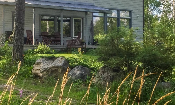Etelainen House | Annelinniemi by Interhome