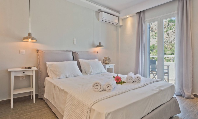 Aperio Apartment | Antikri Villas & studios