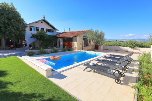 Puljane House | Antona