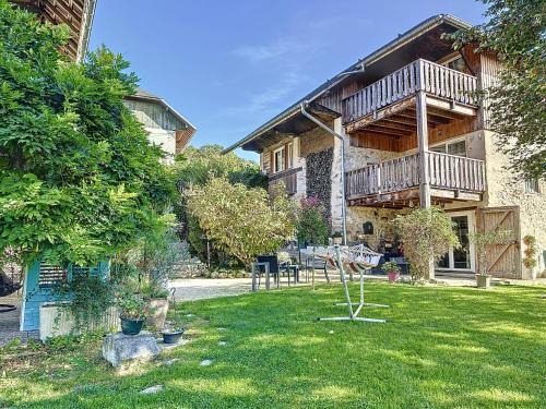 Saint-Girod Bed & Breakfast | Antre Lacs