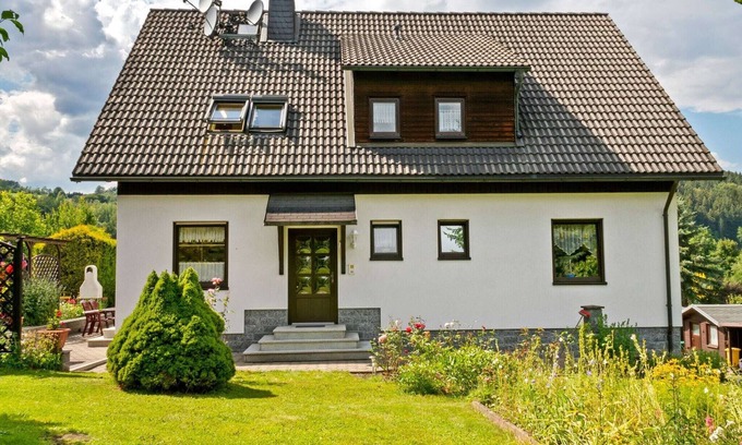 Pohla Apartment | Apartment mit Gartenblick im Erzgebirge