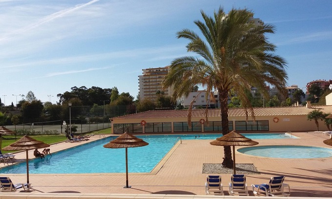 Praia da Rocha Condo | Apart in a Closed Condominium in Praia Rocha beach