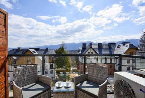 Szklarska Poreba Apartment | Apartament AREKA A16 Green Resort - klimatyzacja, basen, sauny, jacuzzi, siłownia