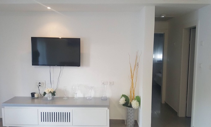 Eilat Apartment | Apartament in Royl Park with pool