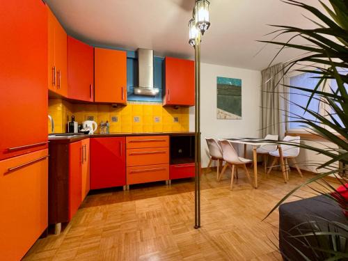 Baluty Apartment | Apartament Kochanowskiego Łódź