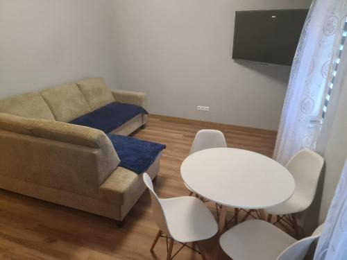 Walim Apartment | Apartament mieszkanie do wynajęcia Justyna
