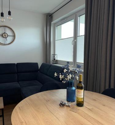 Koszalin Apartment | Apartament No1 Koszalin z bezpłatnym parkingiem podziemnym-faktura, Netflix