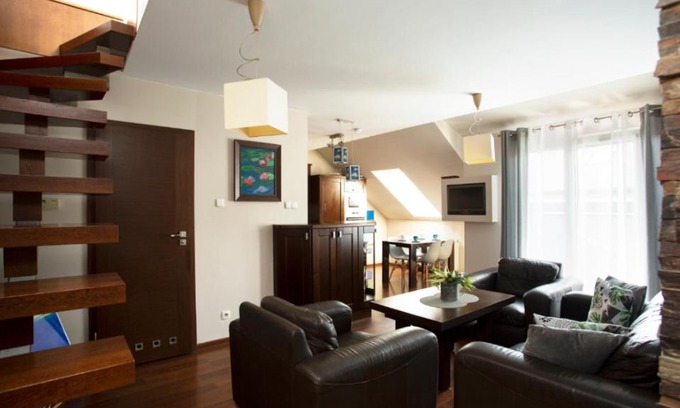 Czestochowa Apartment | Apartament Poddasze Artysty Mieszkanie Ozonowane