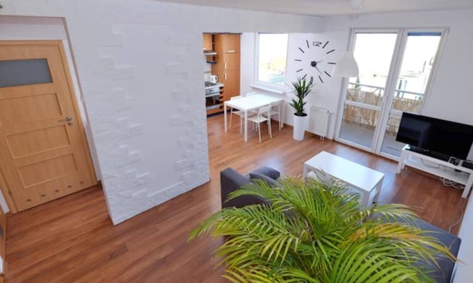 Opole Apartment | Apartament Słoneczny 4 (VAT invoice) with parking