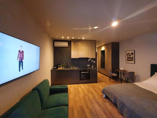 Katowice Apartment | APARTAMENT W CHMURACH- 15 PIĘTRO OSIEDLE TYSIĄCLECIA- parking w hali garażowej, wielki taras z leżakami i widokiem na zachód słońca
