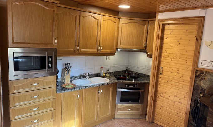 Baga Apartment | Apartamento con Encanto en Pueblo Medieval en el Pirineo Catalán
